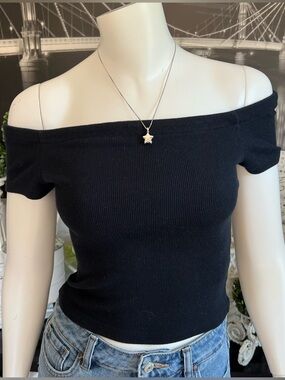 Zara Trafaluc Black Off‑Shoulder Ribbed Top – Size M